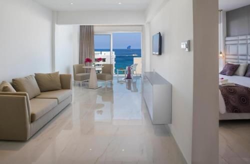 Tsokkos Protaras Beach Hotel 2
