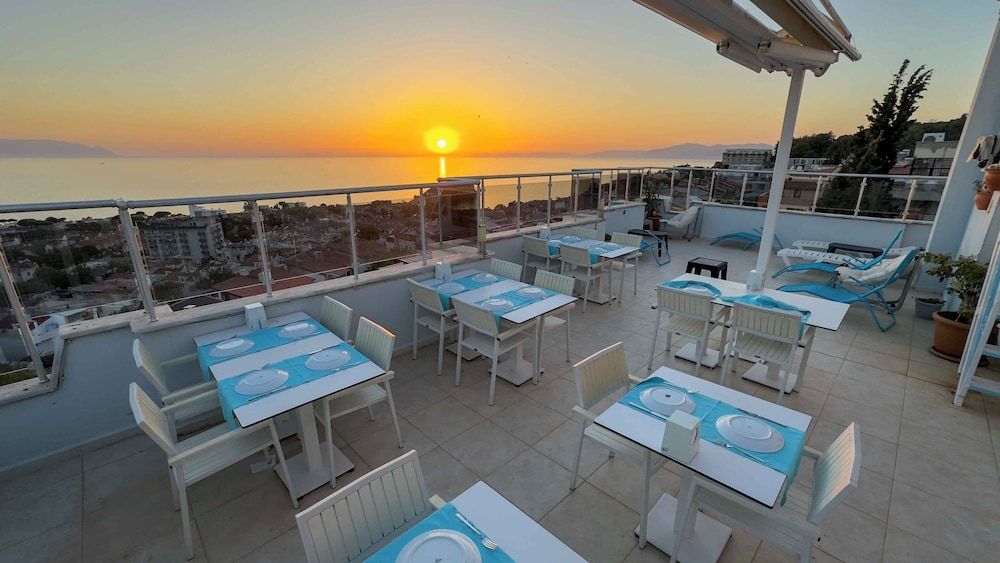 La Bella Suite Hotel 3 estrellas en Kuşadası