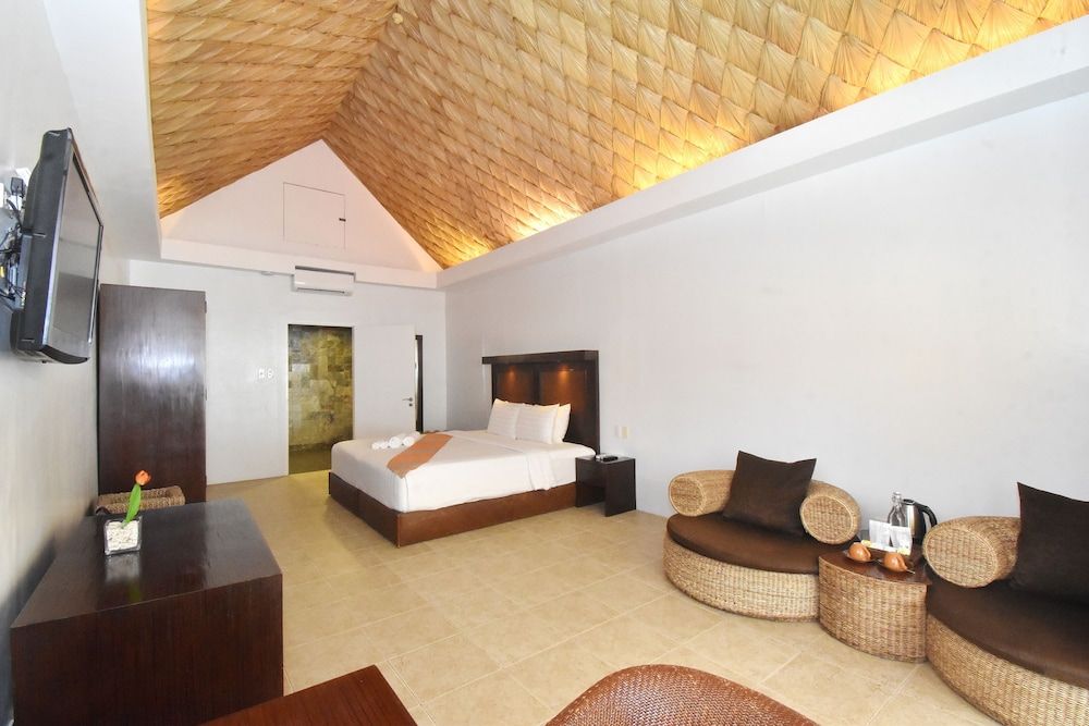 Ambassador In Paradise Resort 1