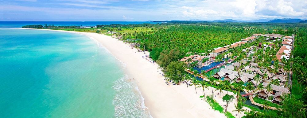 Graceland Khao Lak Resort & Spa 1