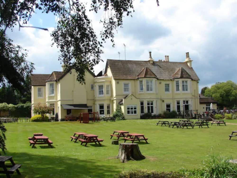 Worplesdon Place Hotel 3 estrelas em Guildford