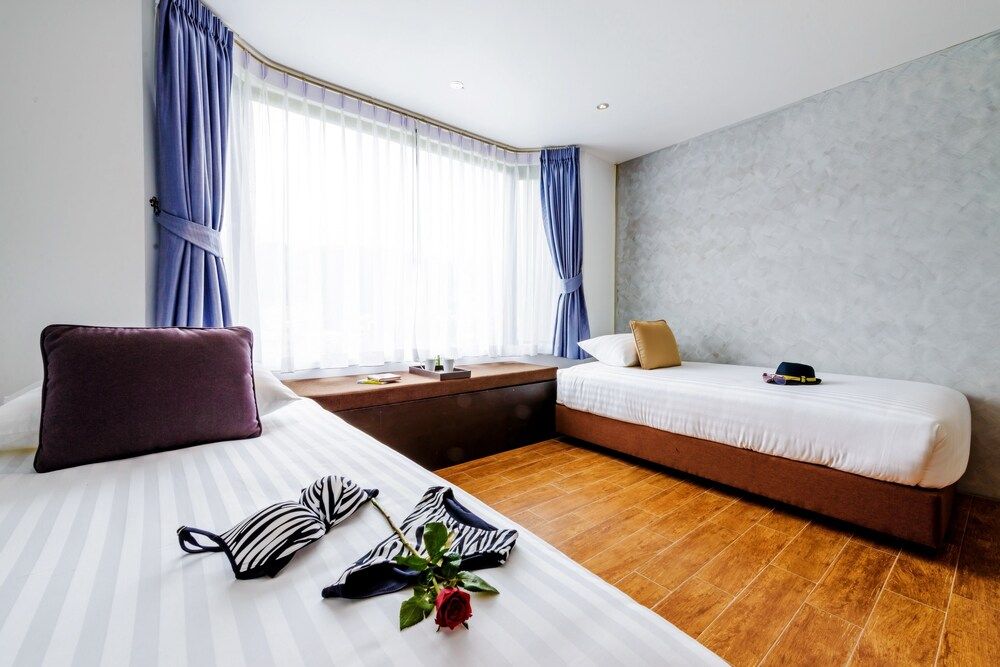 Raha Grand Hotel Patong 3