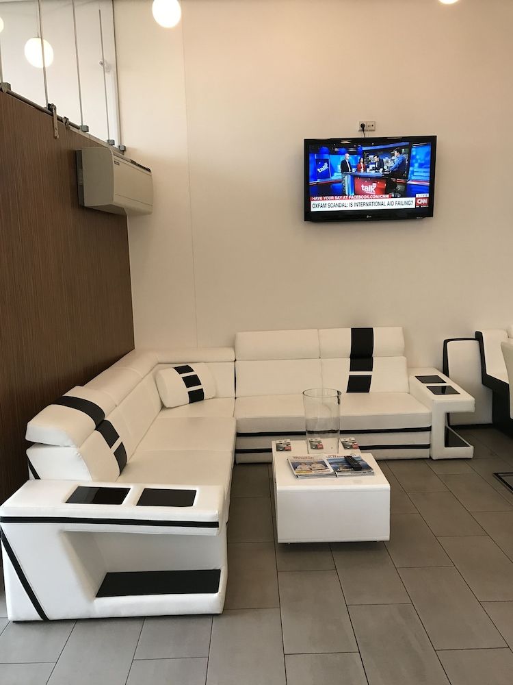 HB1 Budget Hotel - contactless check in 2