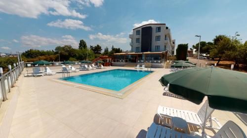 DOUBLE ROYAL HOTEL 4 estrellas en Darıca