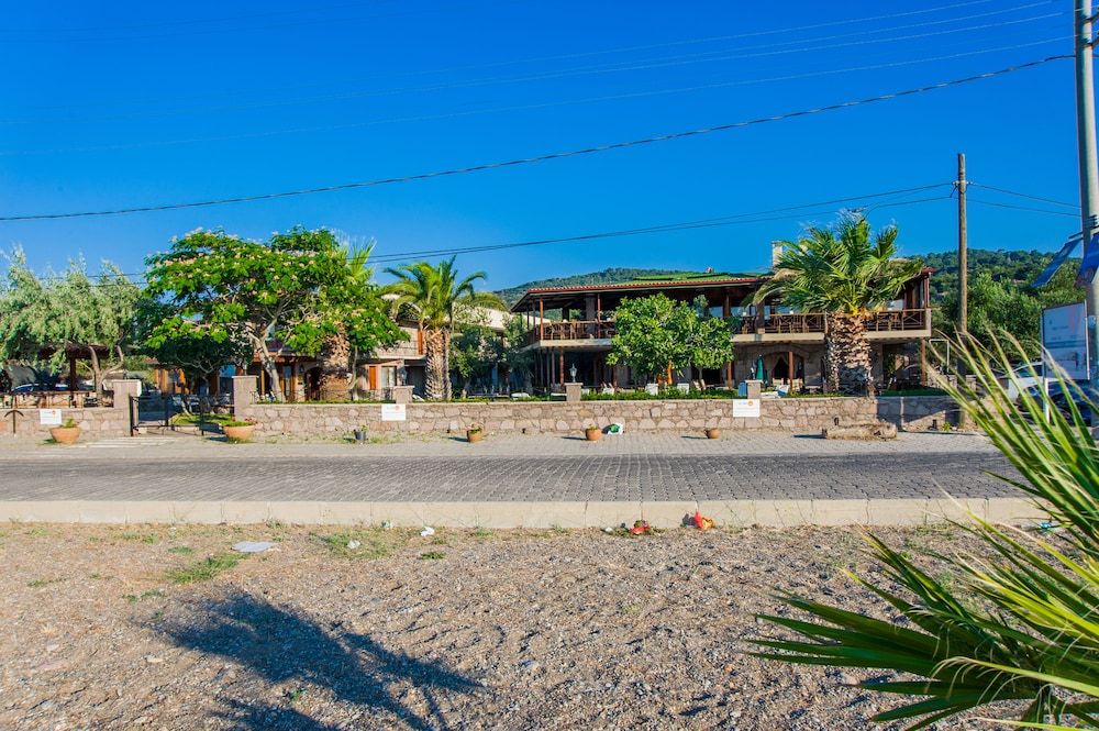 Assos Eden Beach Hotel 3