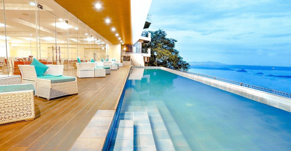 The Lake Hotel Tagaytay 1