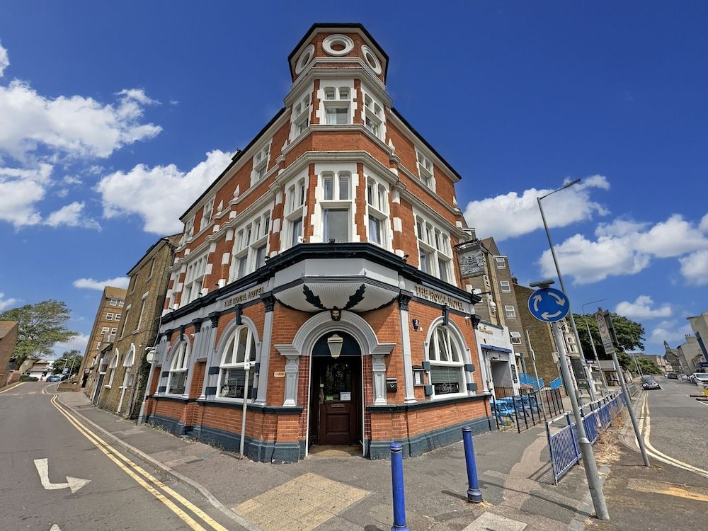 Royal Hotel Sheerness -1 estrellas en Sheerness