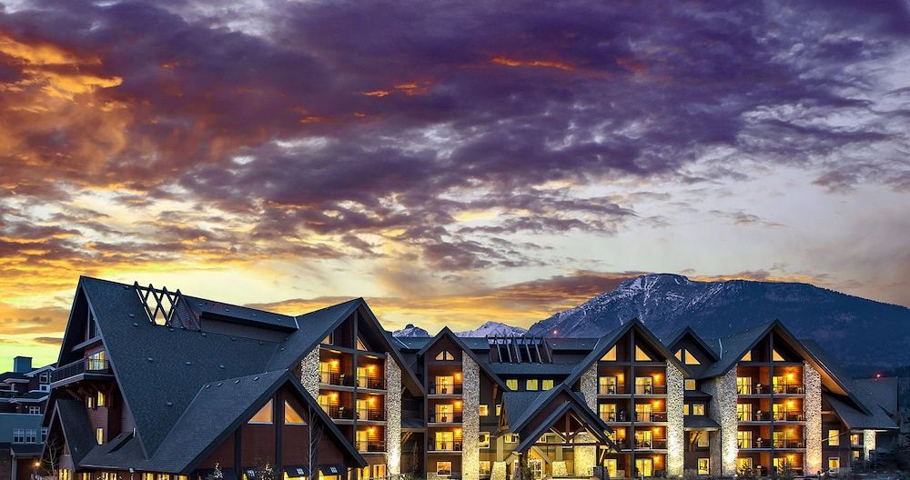 Grande Rockies Resort - Bellstar Hotels & Resorts 3 estrelas em Canmore
