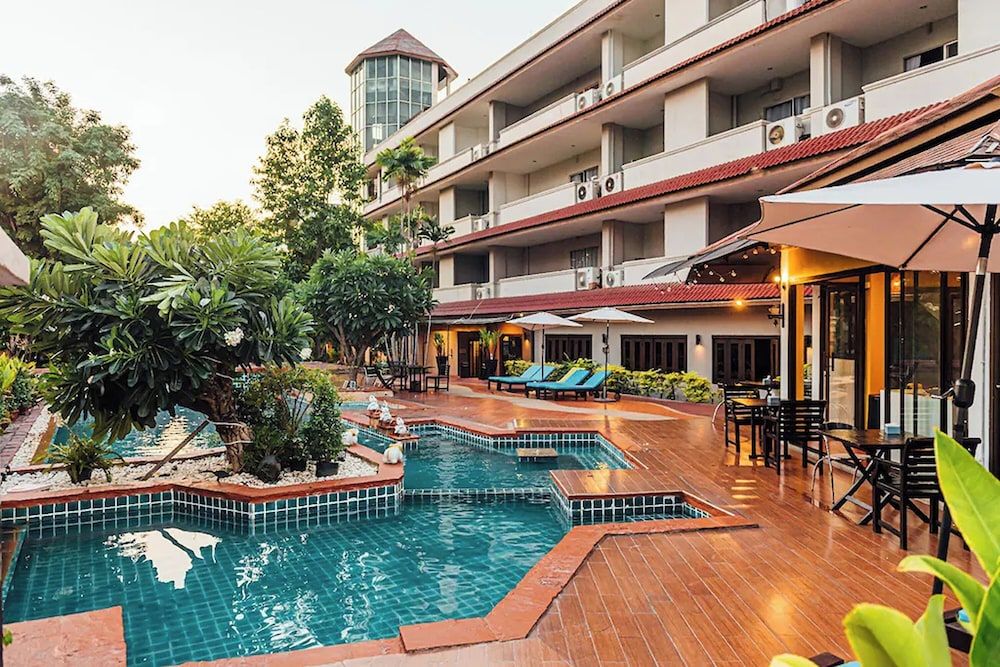 Gazebo Resort Pattaya 3 estrellas en Pattaya central