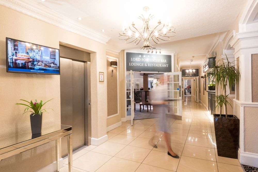 The Royal & Fortescue 3