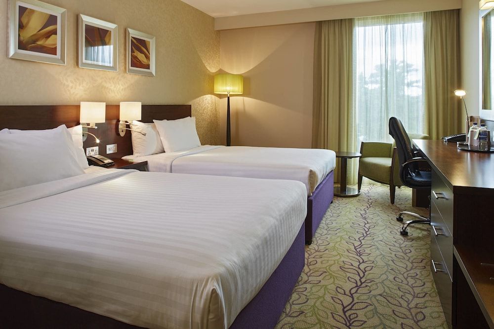 Courtyard by Marriott London Gatwick Airport 3