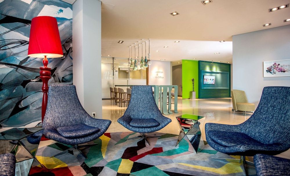 Hennessy Park Hotel 3