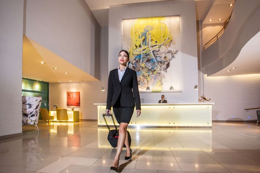 Hennessy Park Hotel 2