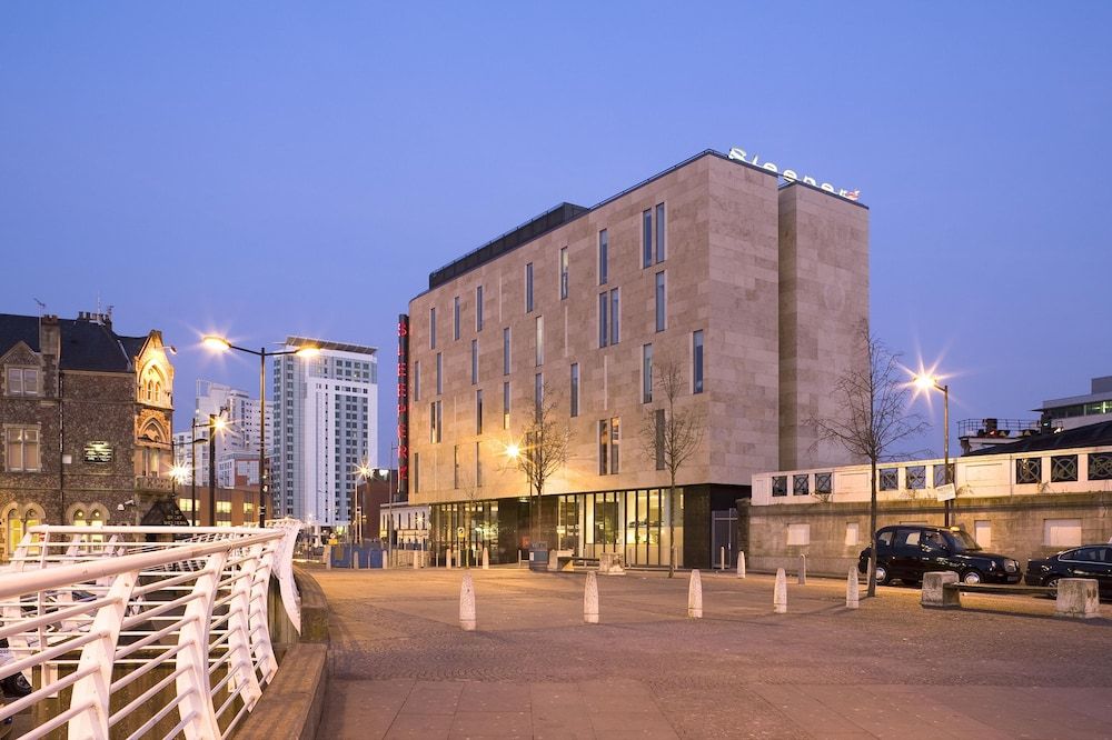 Sleeperz Hotel Cardiff 1