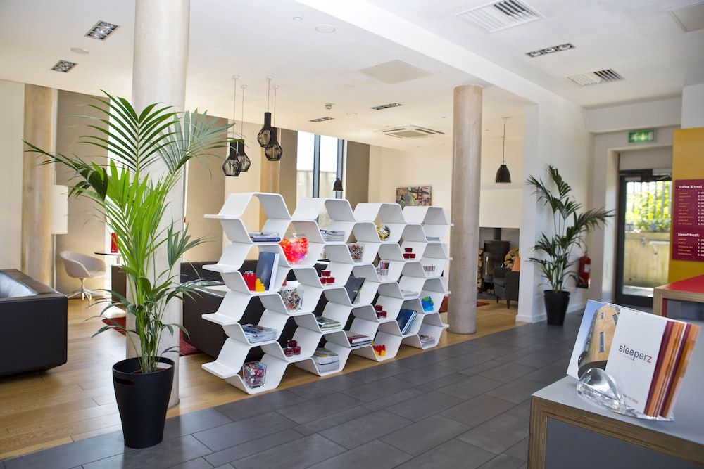 Sleeperz Hotel Cardiff 2