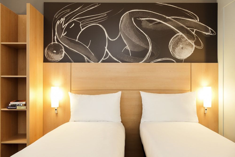 ibis Birmingham International Airport – NEC 3