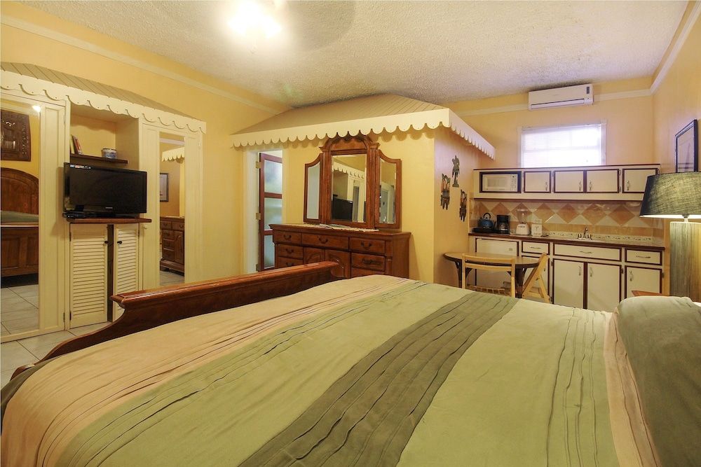 Mary's Boon Beach Resort & Spa 3