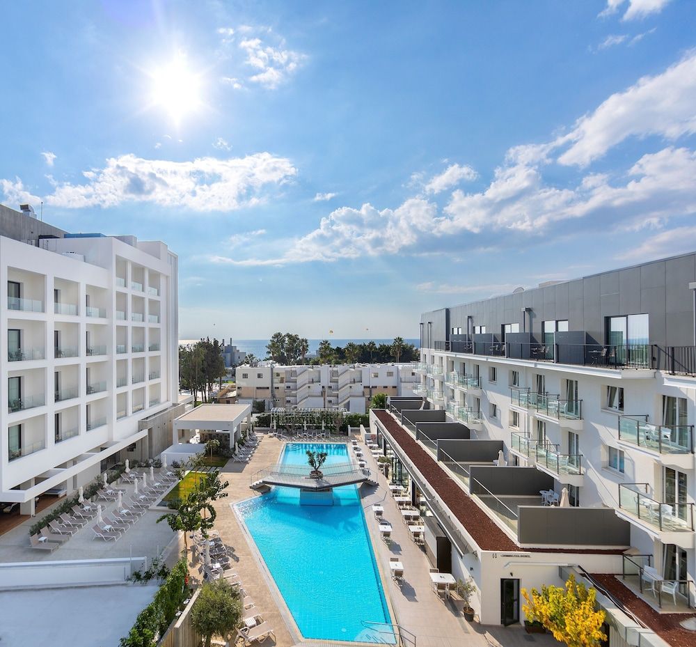 Anemi Hotel and Suites 4 estrellas en Pafos