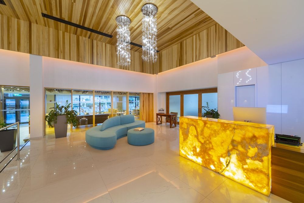 Anemi Hotel and Suites 3