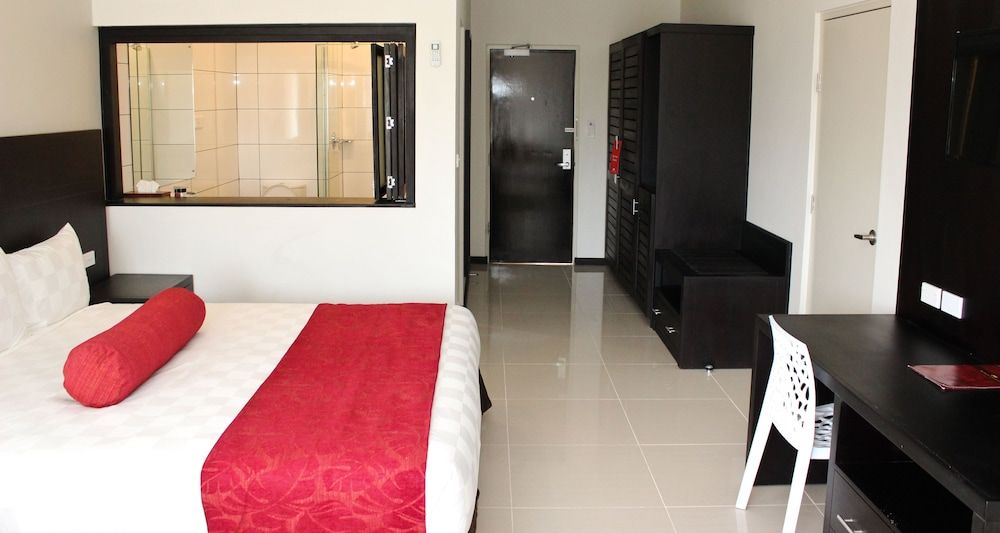 Tanoa Waterfront Hotel 3