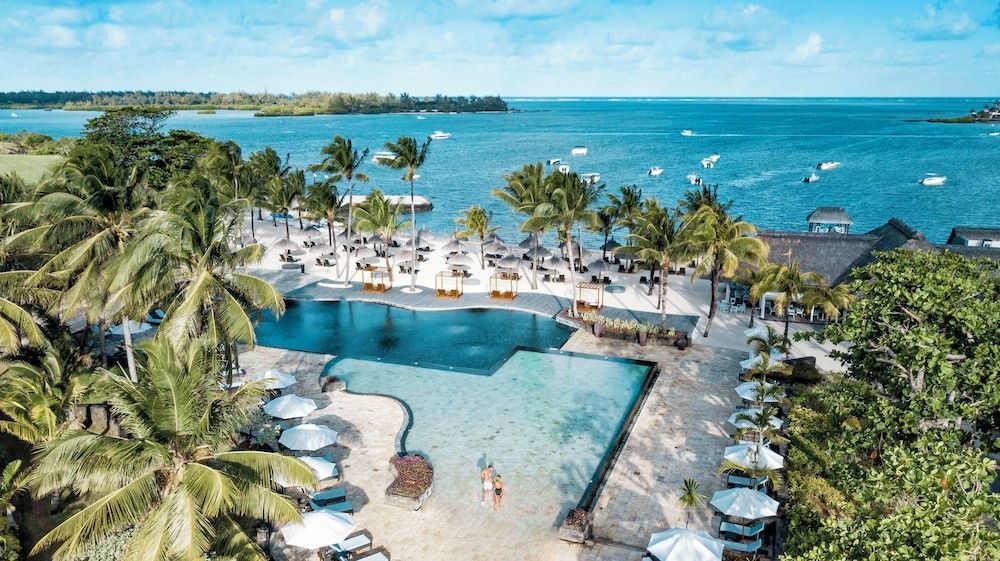 The Bay Club at Anahita 1