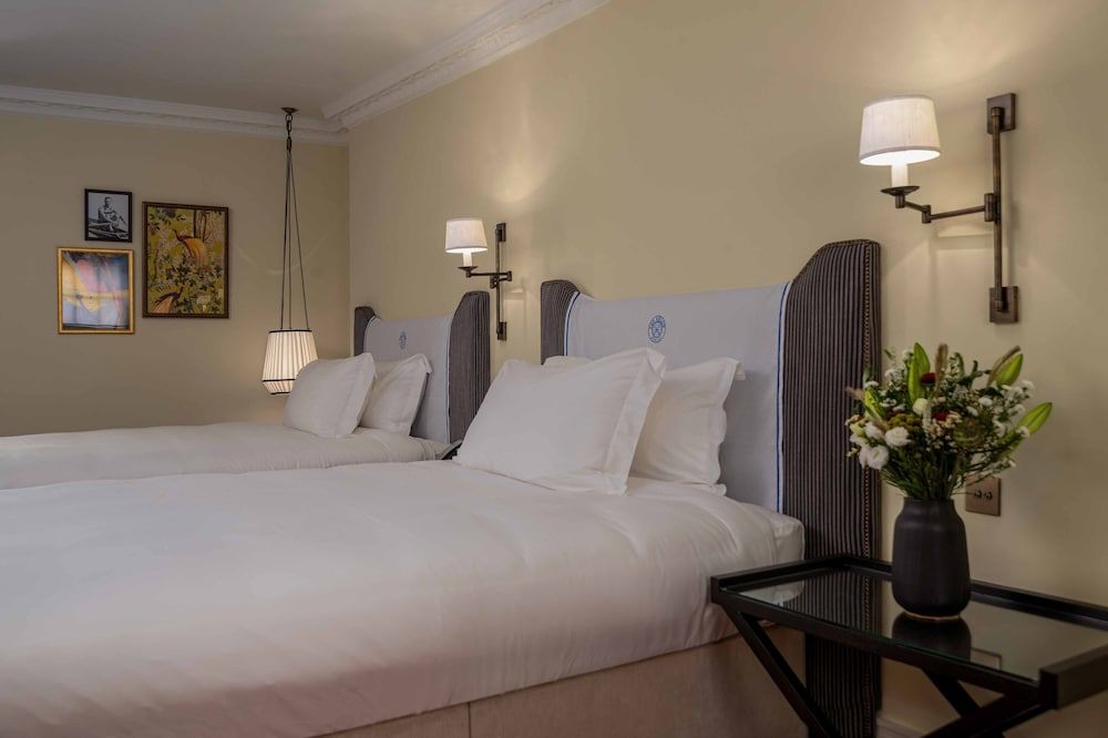 The Relais Henley 2
