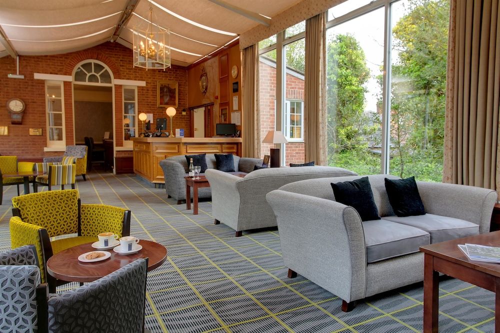 Best Western Moore Place Hotel 2