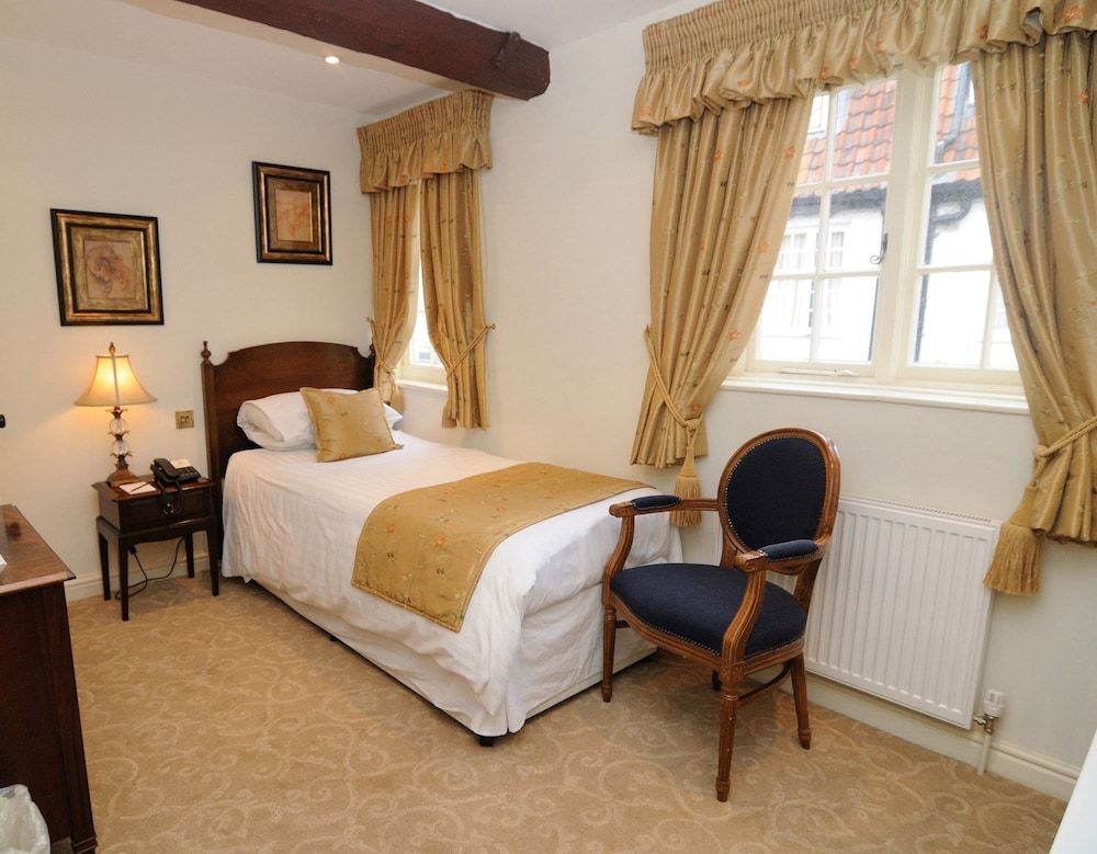 Ye Olde Bell Hotel & Spa 3