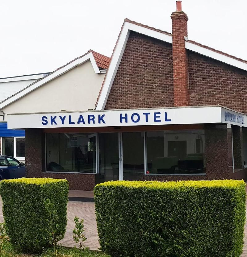 Skylark Hotel & Conference Center