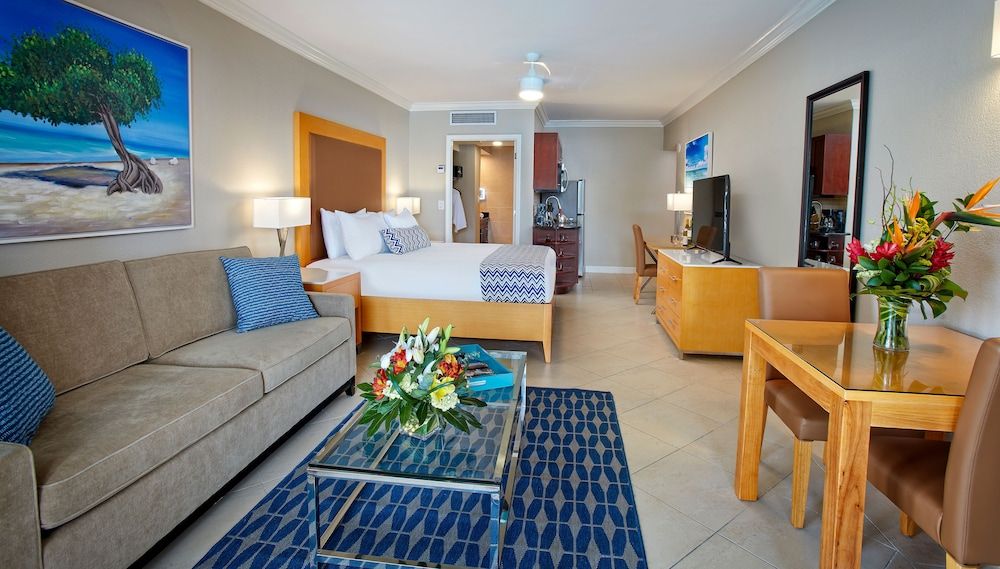 Divi Little Bay Beach Resort 3