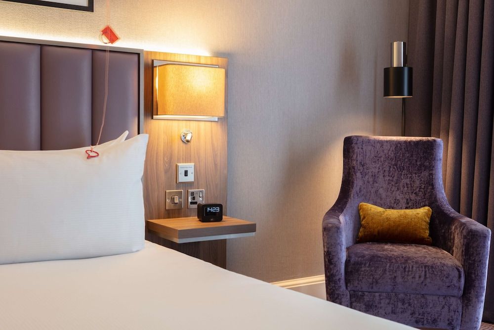 DoubleTree by Hilton Edinburgh Airport 3