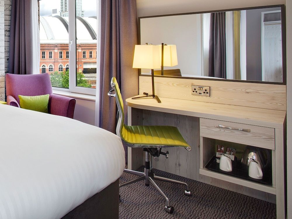 Leonardo Hotel Manchester Central - Formerly Jurys Inn 3