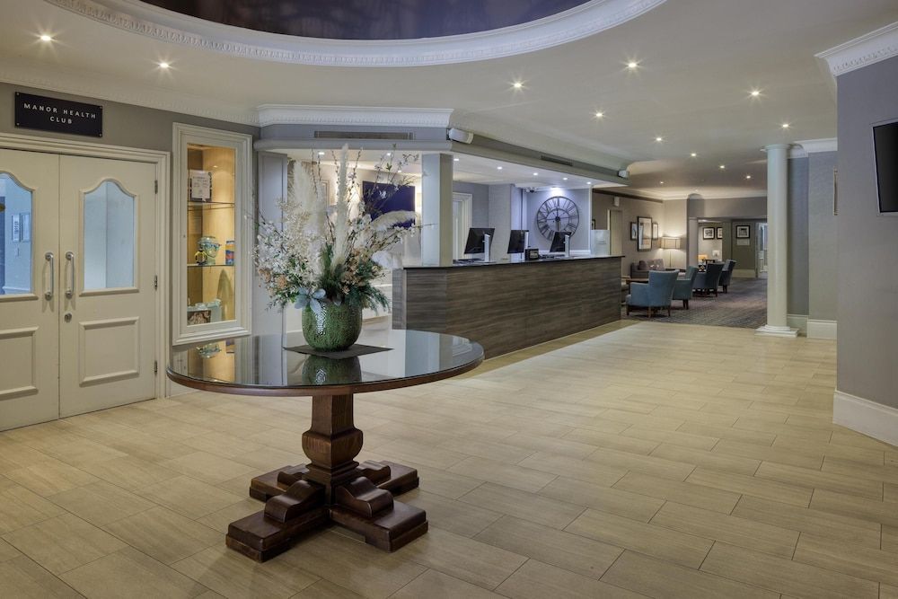 DoubleTree by Hilton St. Anne's Manor 3