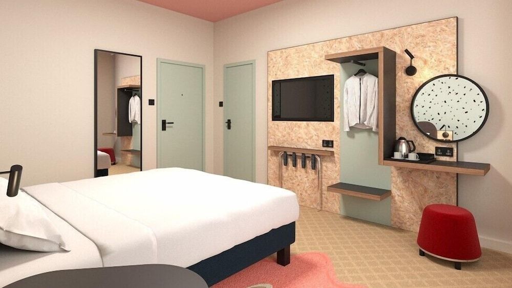 ibis Styles Bournemouth 3