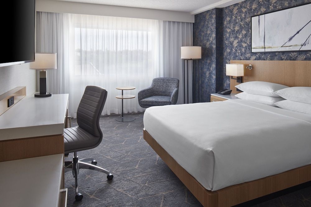 Delta Hotels by Marriott Saskatoon Downtown 2