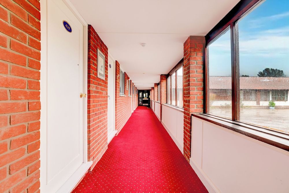 OYO The Rivenhall Hotel in Witham, Chelmsford 2