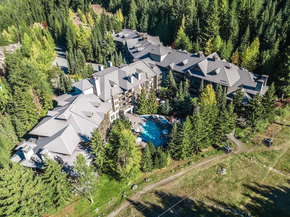 Blackcomb Springs Suites by CLIQUE 3 estrellas en Whistler