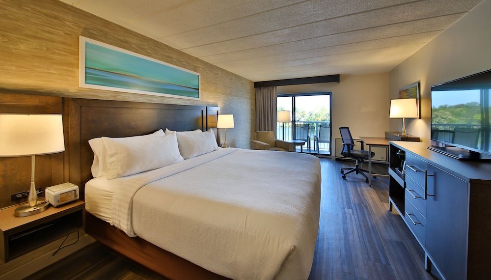 Holiday Inn Peterborough-Waterfront, ON, an IHG Hotel 3 estrelas em Peterborough