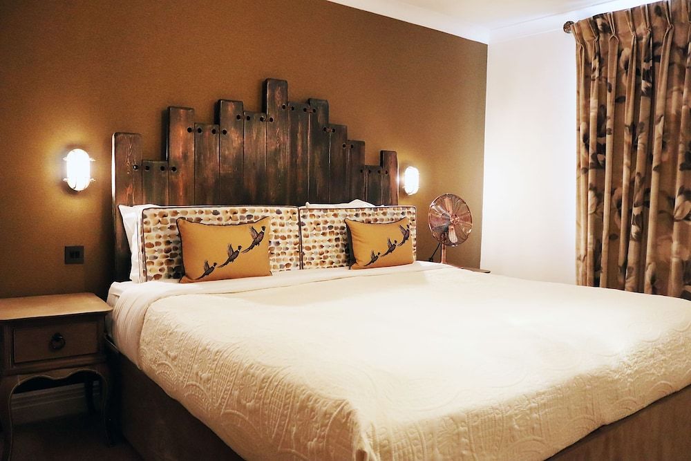 Shillingford Bridge Hotel 3