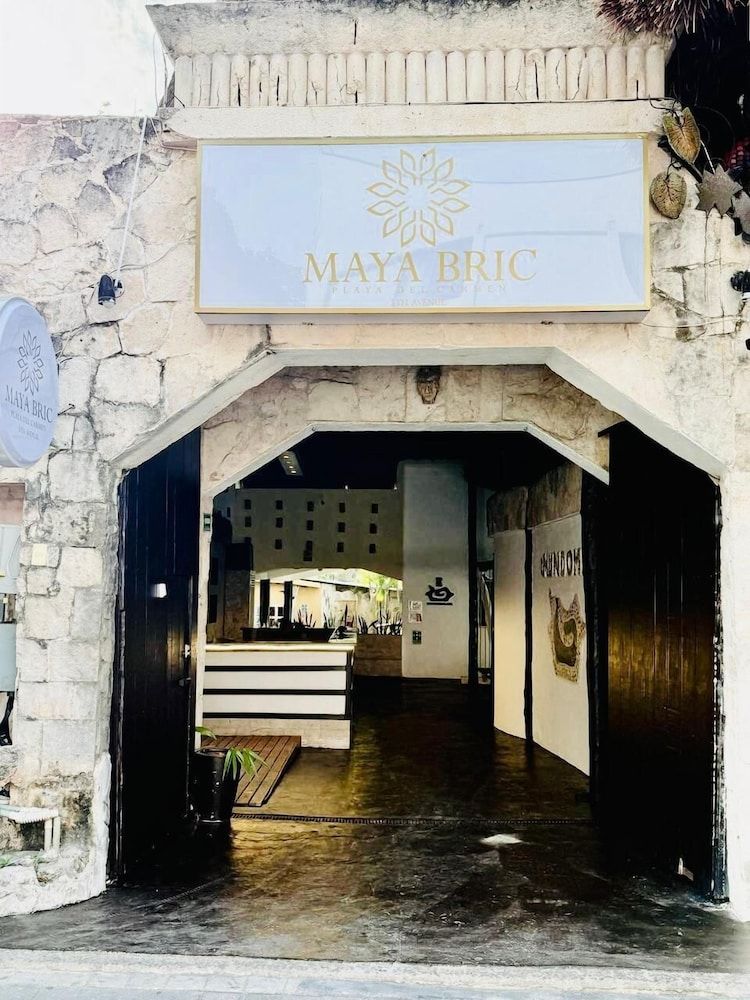 Original Maya Bric 1