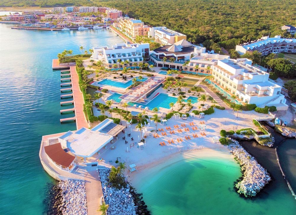 TRS Cap Cana Waterfront & Marina Hotel - Adults Only - All Inclusive 1