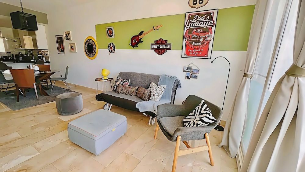 Apartamento Trendy, Airport Transfer 1