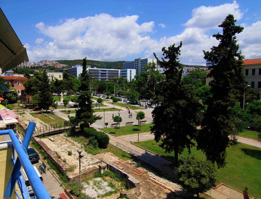 Rent Rooms Thessaloniki 1