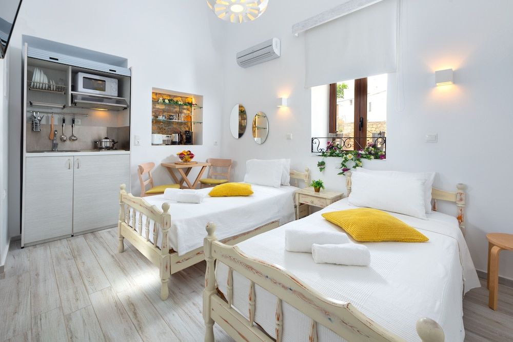 Lindos Citrin Suites 3