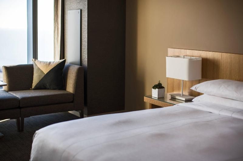 Marriott Marquis Chicago 1