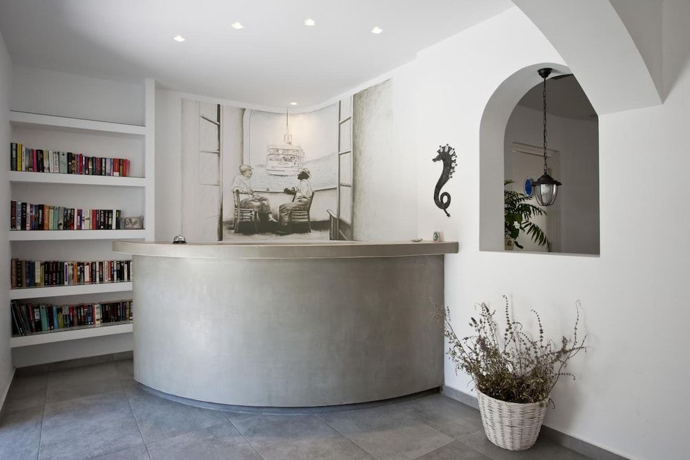 Hippocampus Hotel 3 estrelas em Santorini