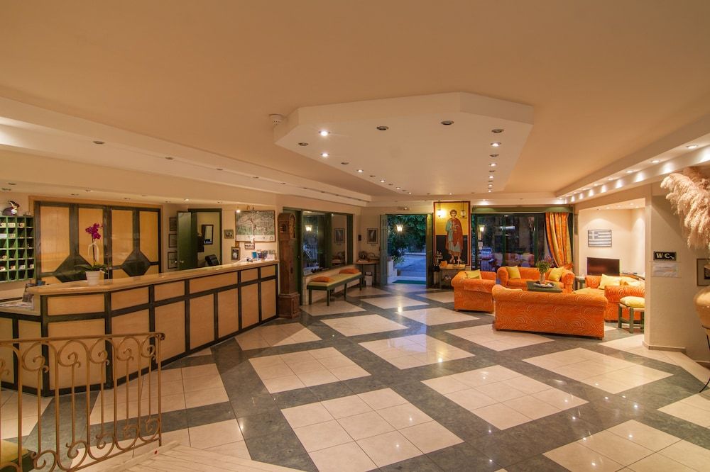 Trefon Hotel Apartments & Suites 2