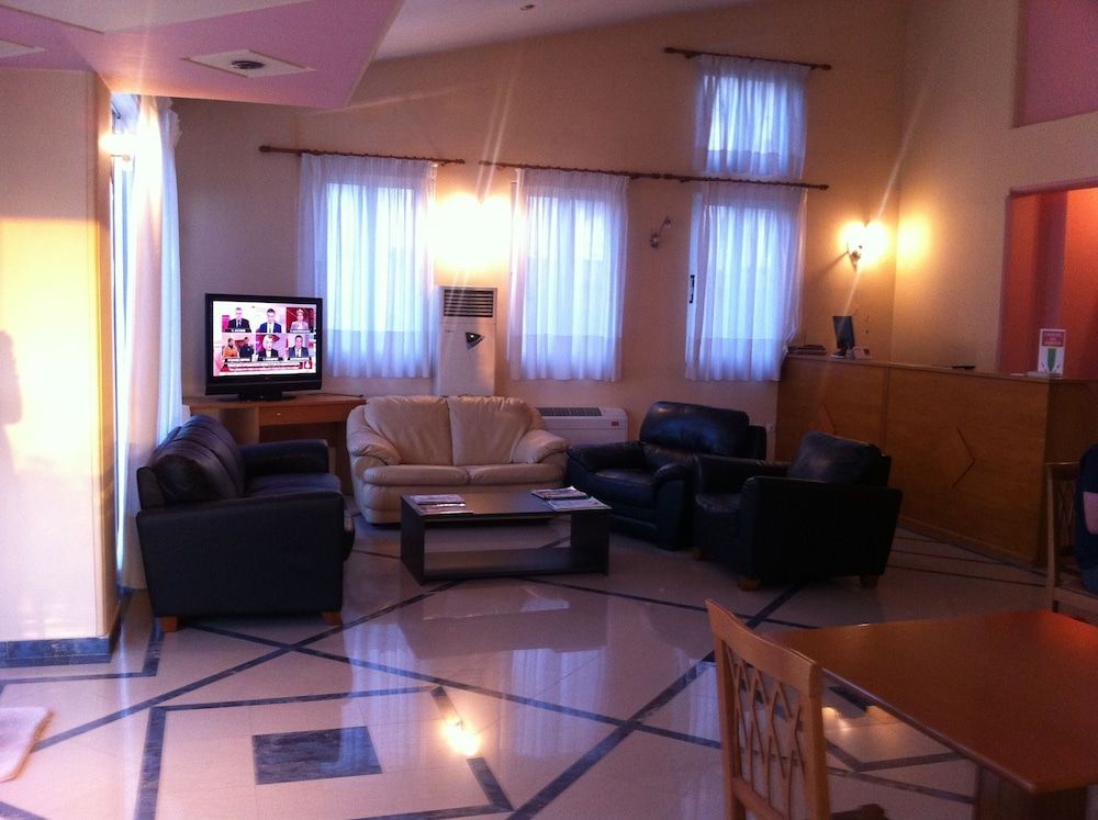 Cybele Guest Accommodation 2