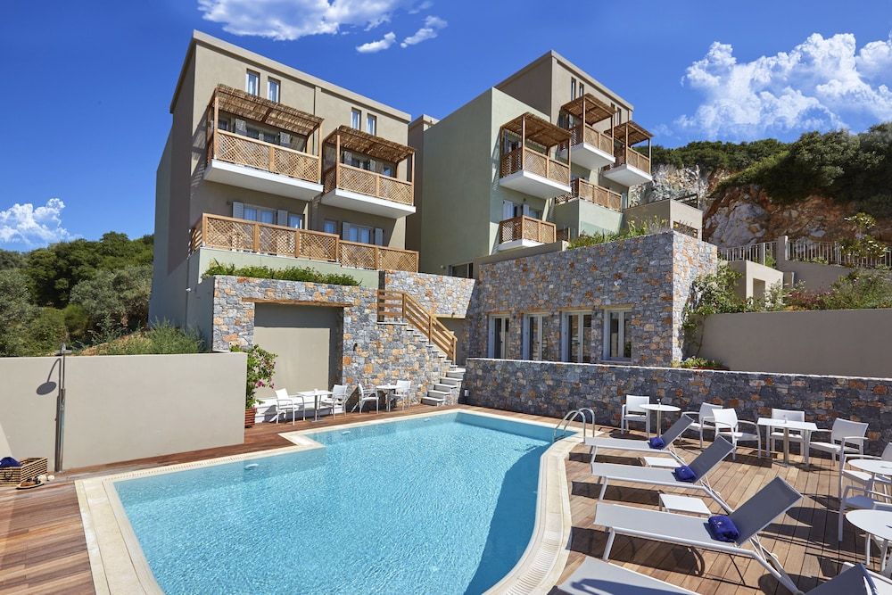 Mystery Skiathos Luxury Residence 1