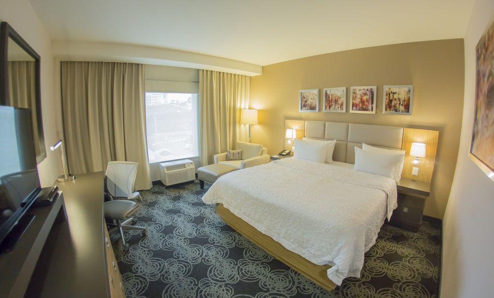 Hampton Inn by Hilton Zacatecas 1